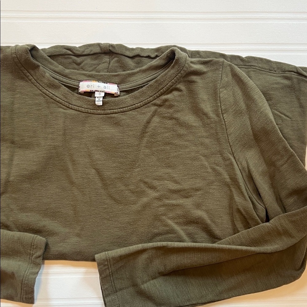 Anthropologie Olive Green Long Sleeve Swing Top